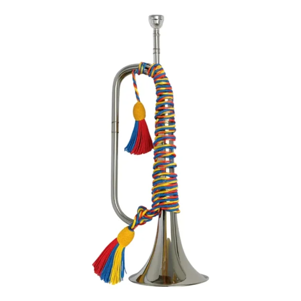 Corneta plateada con boquilla y cordón personalizada – Fabricada en bronce, ideal para bandas marciales, escolares y actos ceremoniales. Musicales El Clarín.