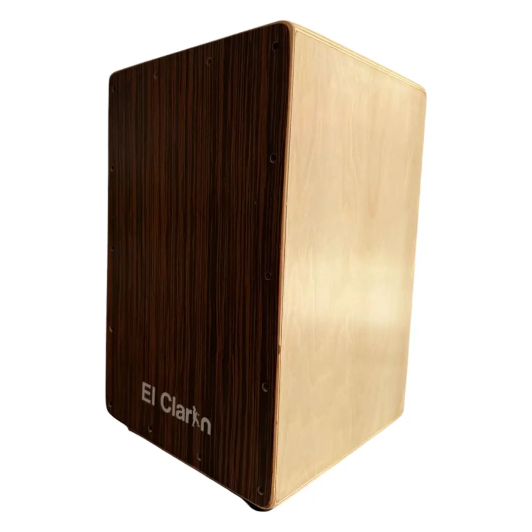 Cajon de percusión fabricado por musicales el clarin