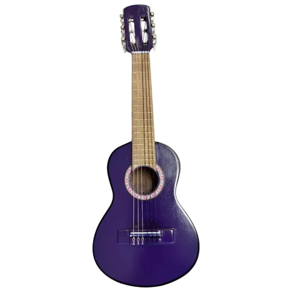 Guitarra color morada con estuche para niños didacticas distribuida por musicales el clairn